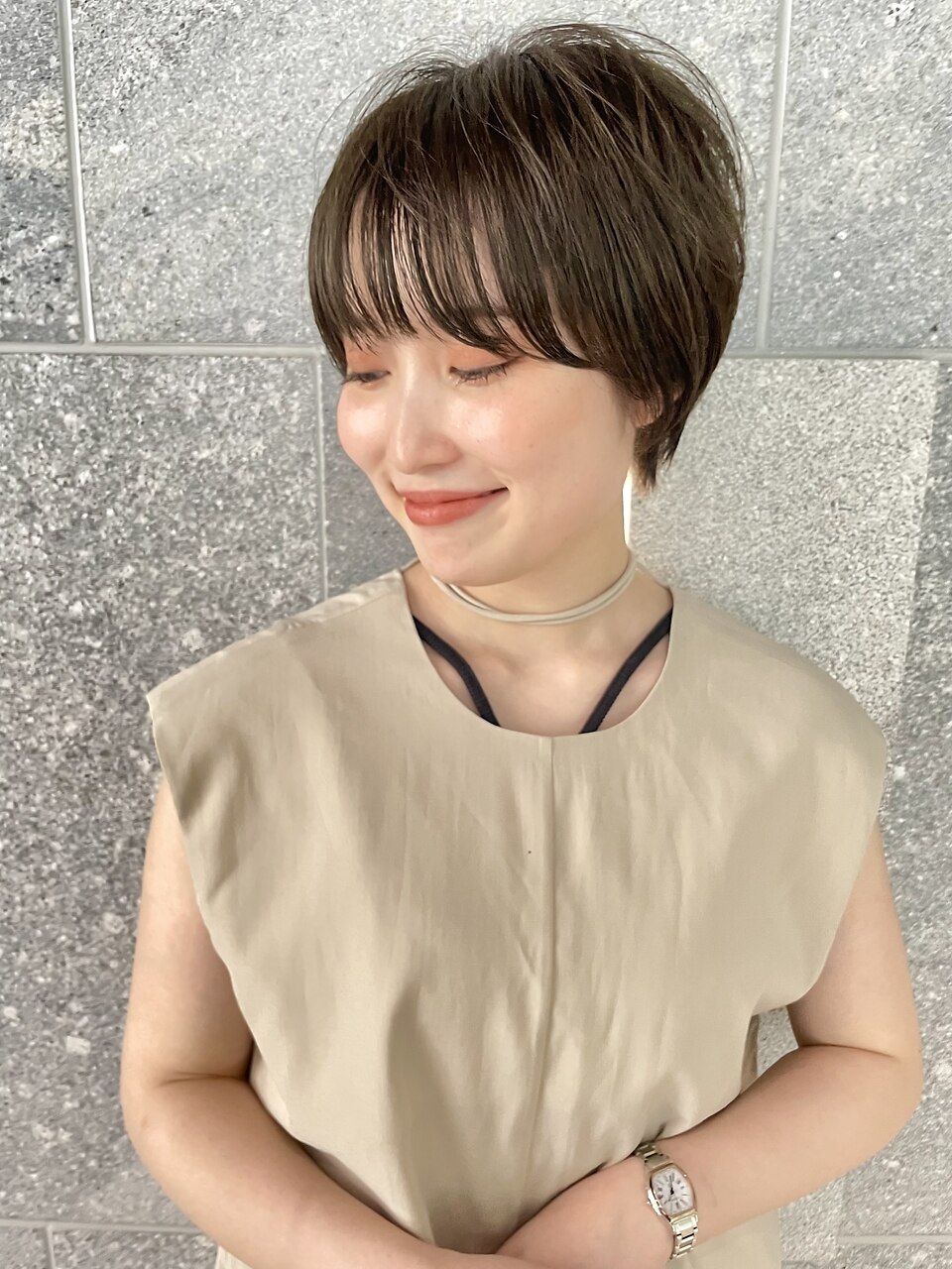ナチュラルな大人のレイヤーショート