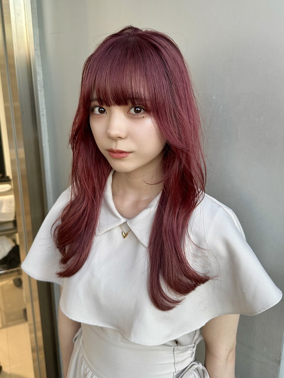 韓国ヘアチェリーピンクベージュくびれヘアロングレイヤー