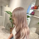 ホワイトベージュ