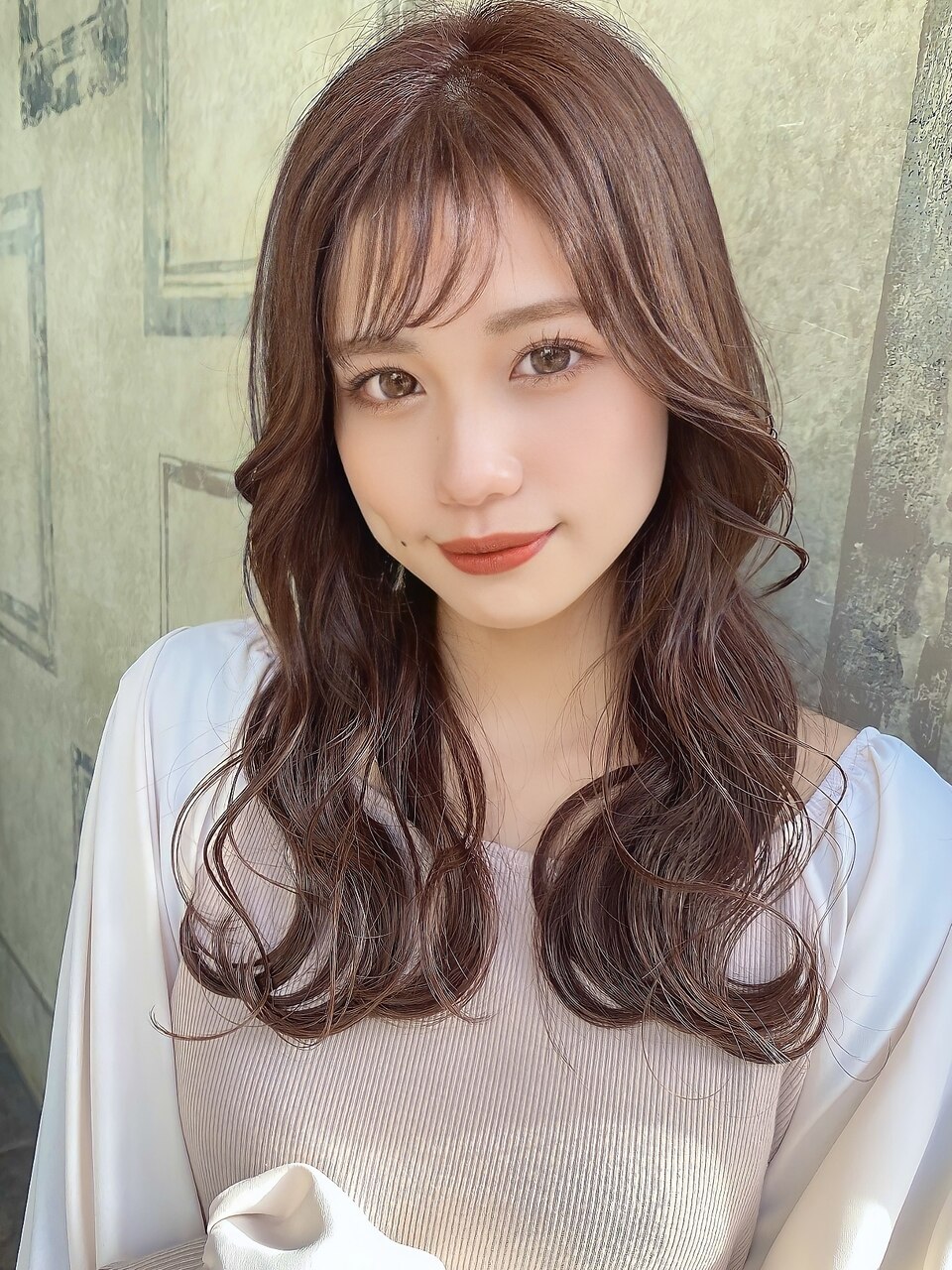 お肌がキレイに見える◎透明感たっぷりの暖色系チェリーブラウン