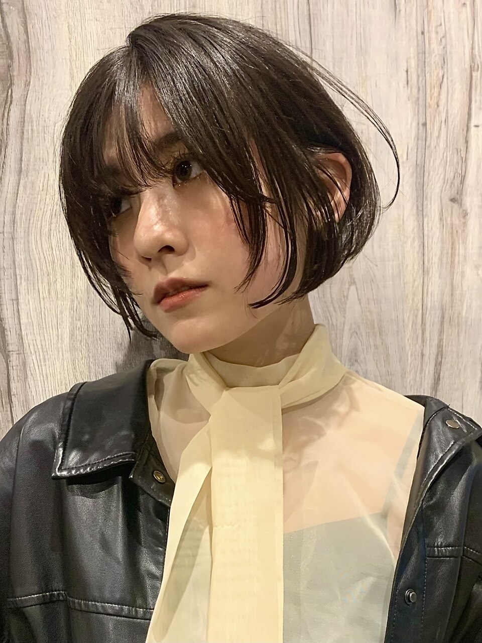 【 フェイスレイヤーボブ × アッシュブラウン 】浅野美紀