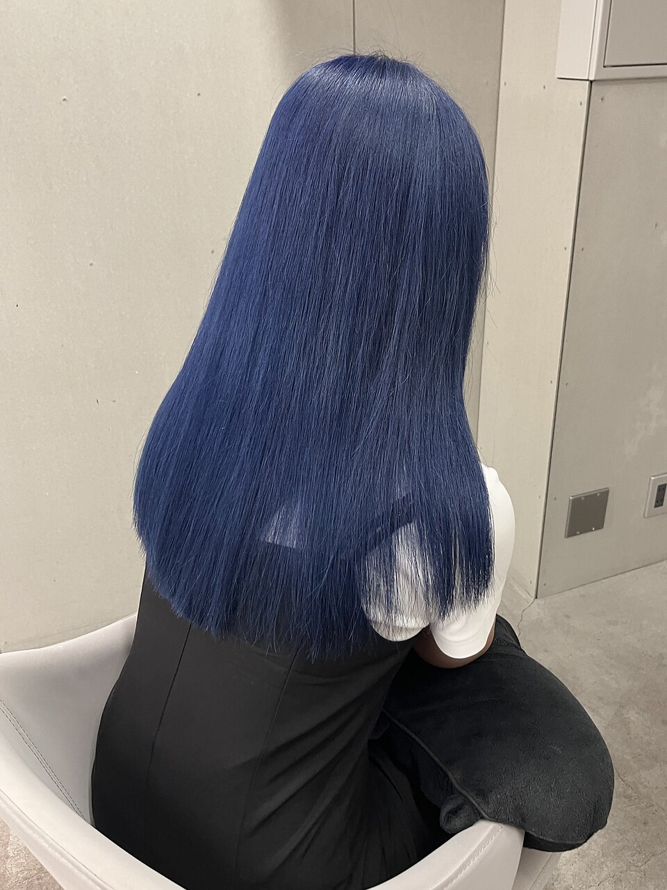《karen》ブルー/寒色/ブリーチカラー/韓国ヘア/ブルーブラック