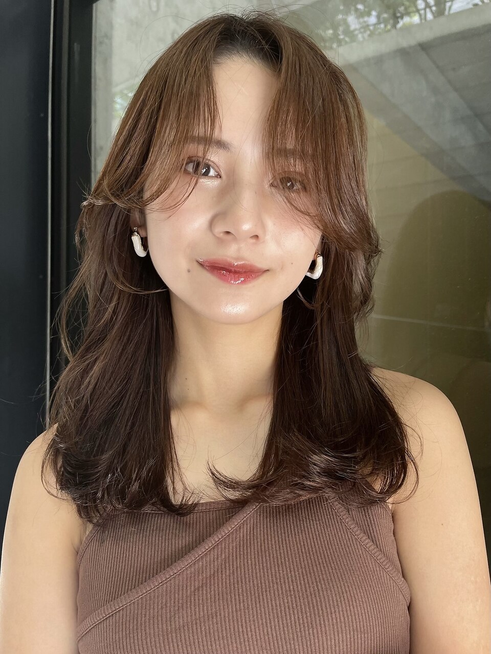フェミニンロング/レイヤーカット/長め前髪/顔周りレイヤー/韓国