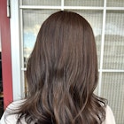 少し明るめのベージュブラウン