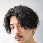 センターパートメンズパーマ波巻きツイストスパイラルパーマ