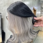 インナーカラー/イヤリングカラー×ホワイトベージュ×レイヤー