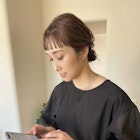 オン眉×シニヨン