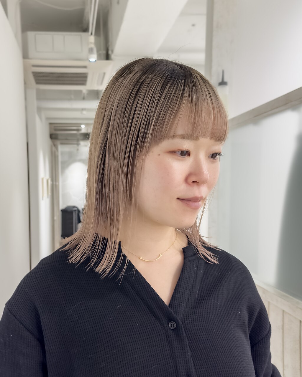 ピンクベージュ / シャドウルーツ /ロブ / ワイドバング