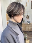 NUDE 白髪ぼかしハイライト 大人ショートボブ 丸みショート
