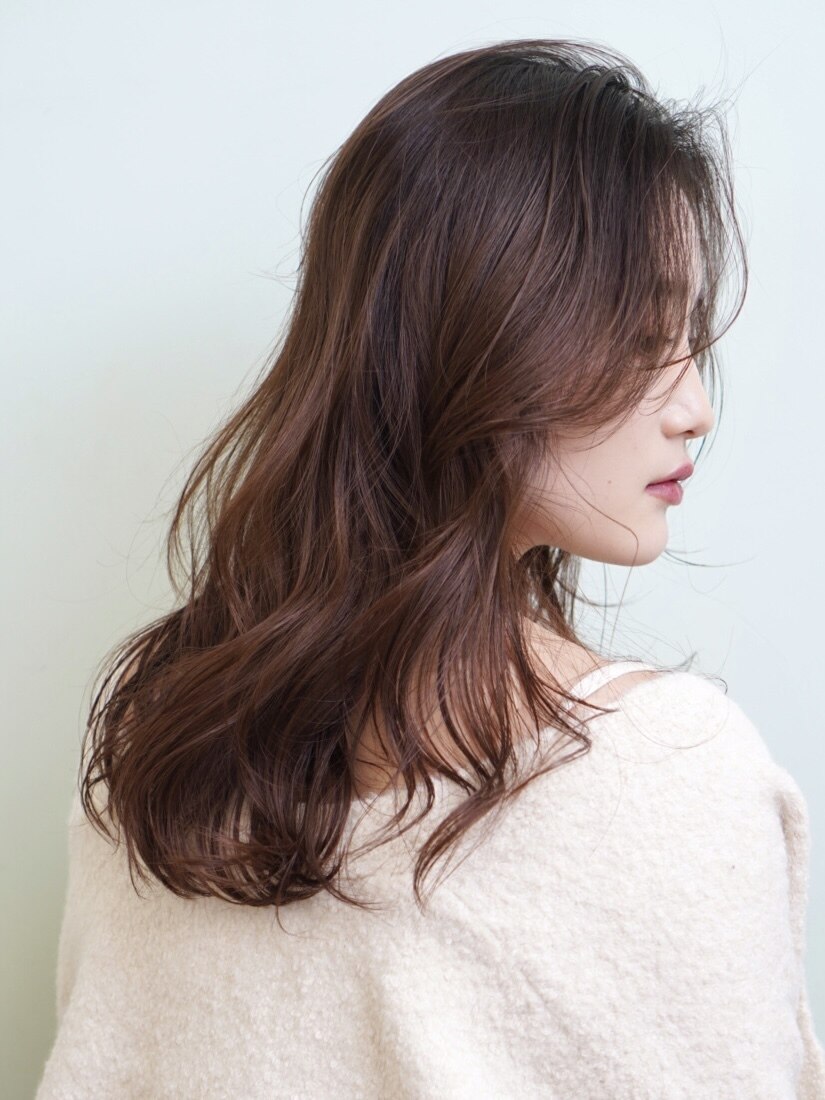 ブリーチなしブラウンベージュ 長め前髪ロング 韓国風レイヤー