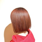 サーモンピンク