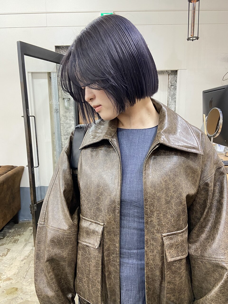 ブルーグレージュのぱつっとボブ＊