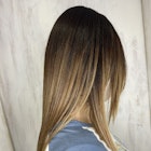 ブリーチ、パーマの方を高難易度縮毛矯正で艶髪に変身