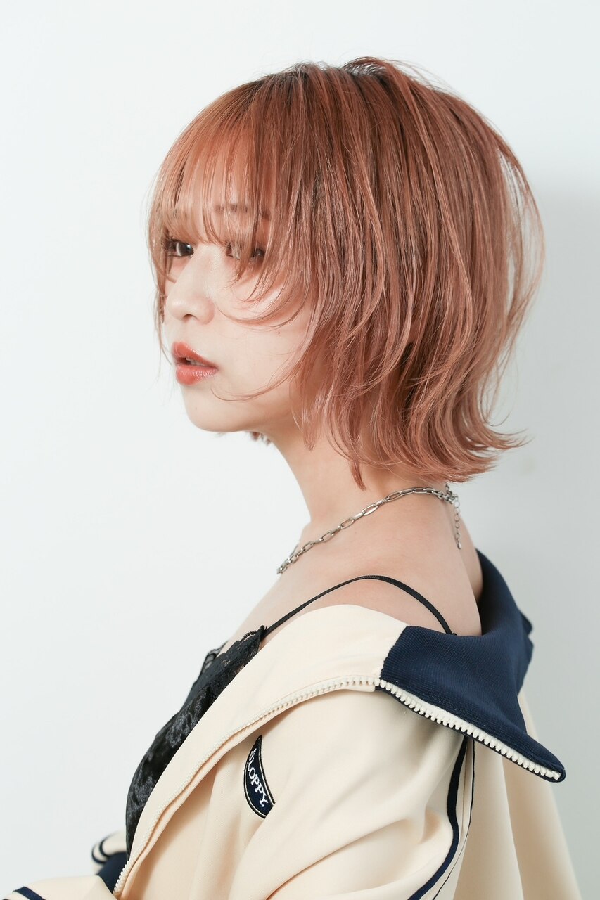 小顔ウルフボブ