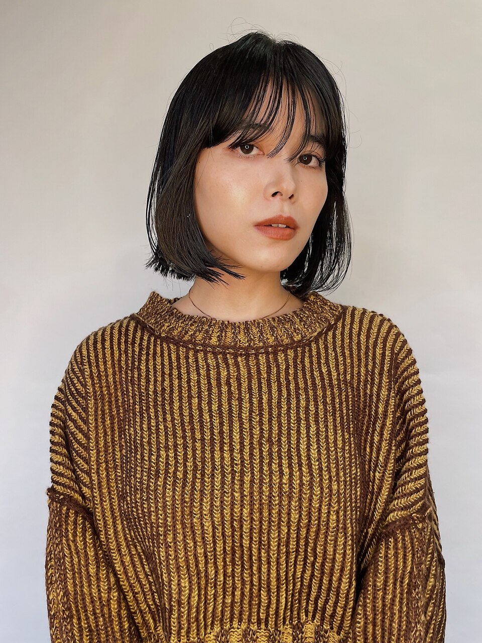 大人ニュアンス黒髪ボブ