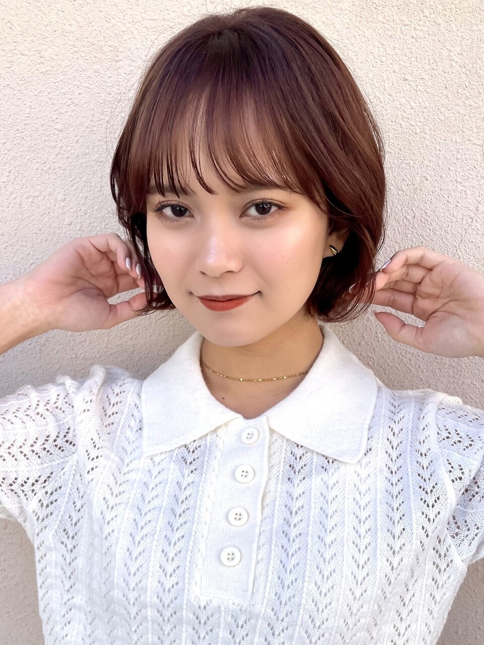 丸みボブ ぱっつん前髪 ピンクブラウンカラー シースルーバング