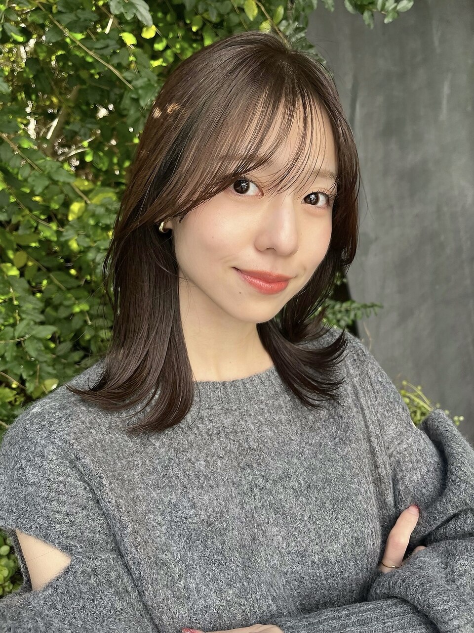 くびレイヤー切りっぱなしボブエアリーロング美髪ピンクブラウン