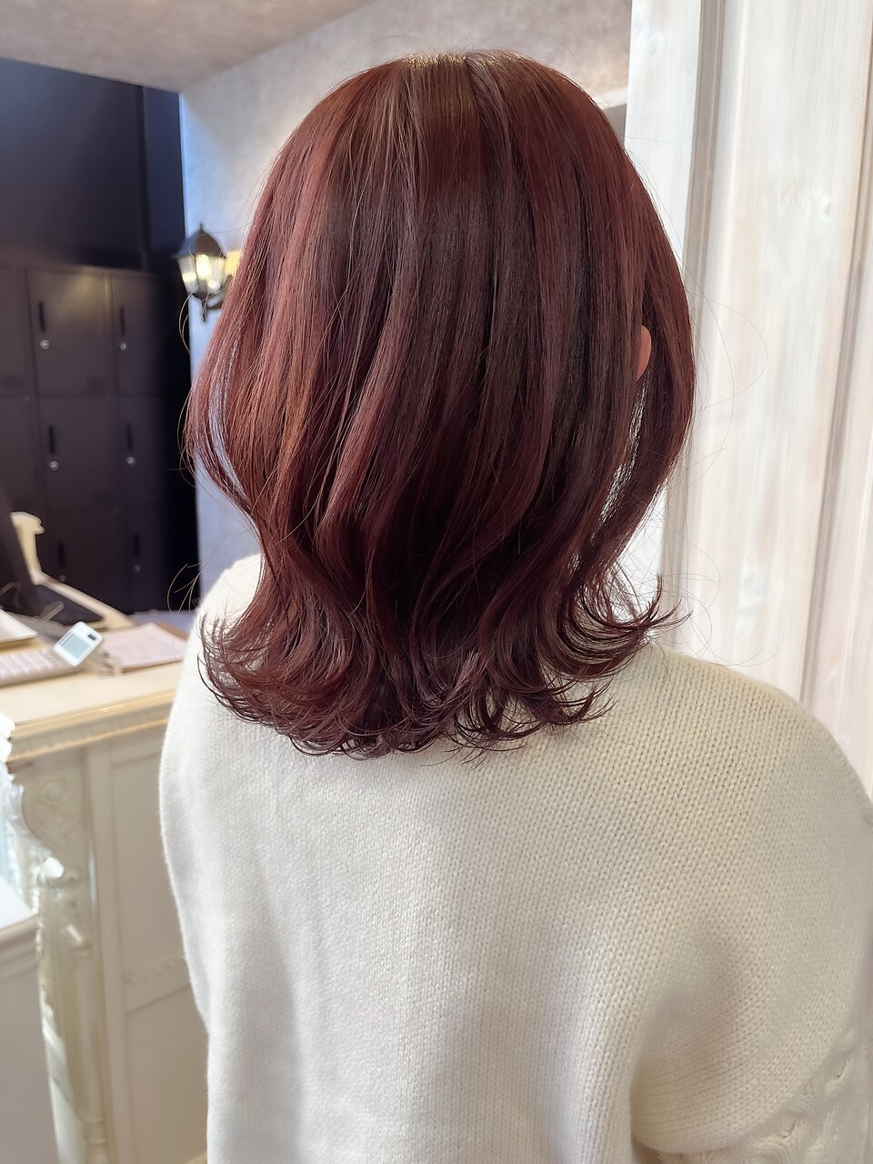 ピンクベージュってどんな髪色？ブリーチなしとブリーチありの違い  