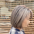 ハイライト レイヤー ショートヘア ボブ くびれレイヤー