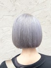 ホワイトシルバー×ミニボブ
