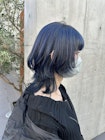 ブルーブラックロングウルフカットレイヤーカット美髪イメチェン