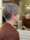 大人マッシュショート＋マニキュア