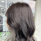 インナーカラー・シルバー・シルバーアッシュ・ナチュラル巻き