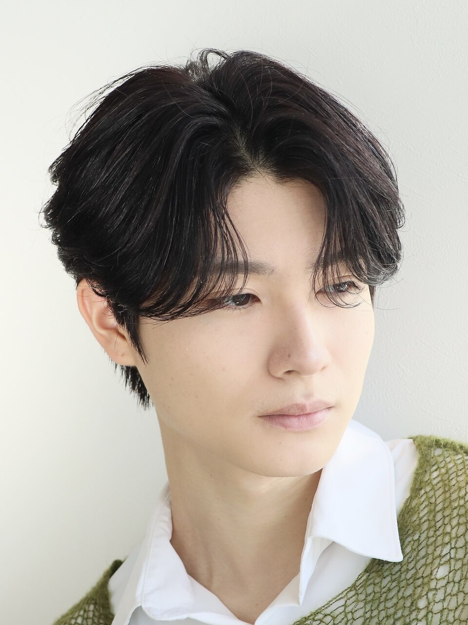 韓国ヘアカルマパーマ韓国マッシュセンターパート黒髪