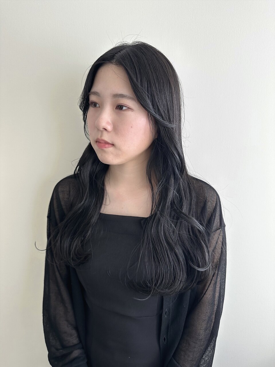 ニュアンスウェーブロング　ブルーグレージュ