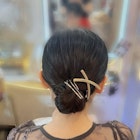 結婚式 二次会 お呼ばれ アップスタイル×ゴールドアクセサリー