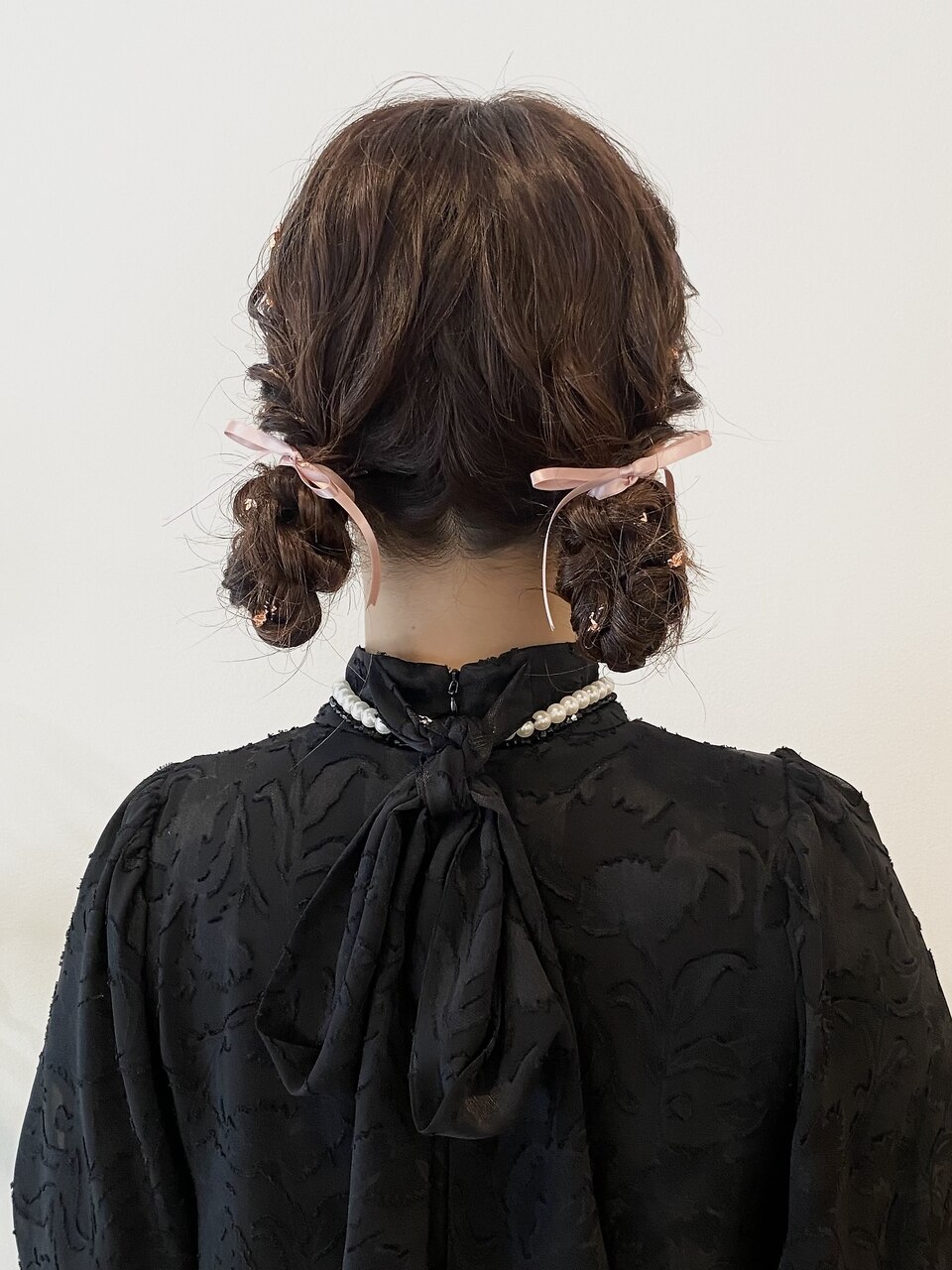 流行りのツインアレンジ × お団子ヘアセット