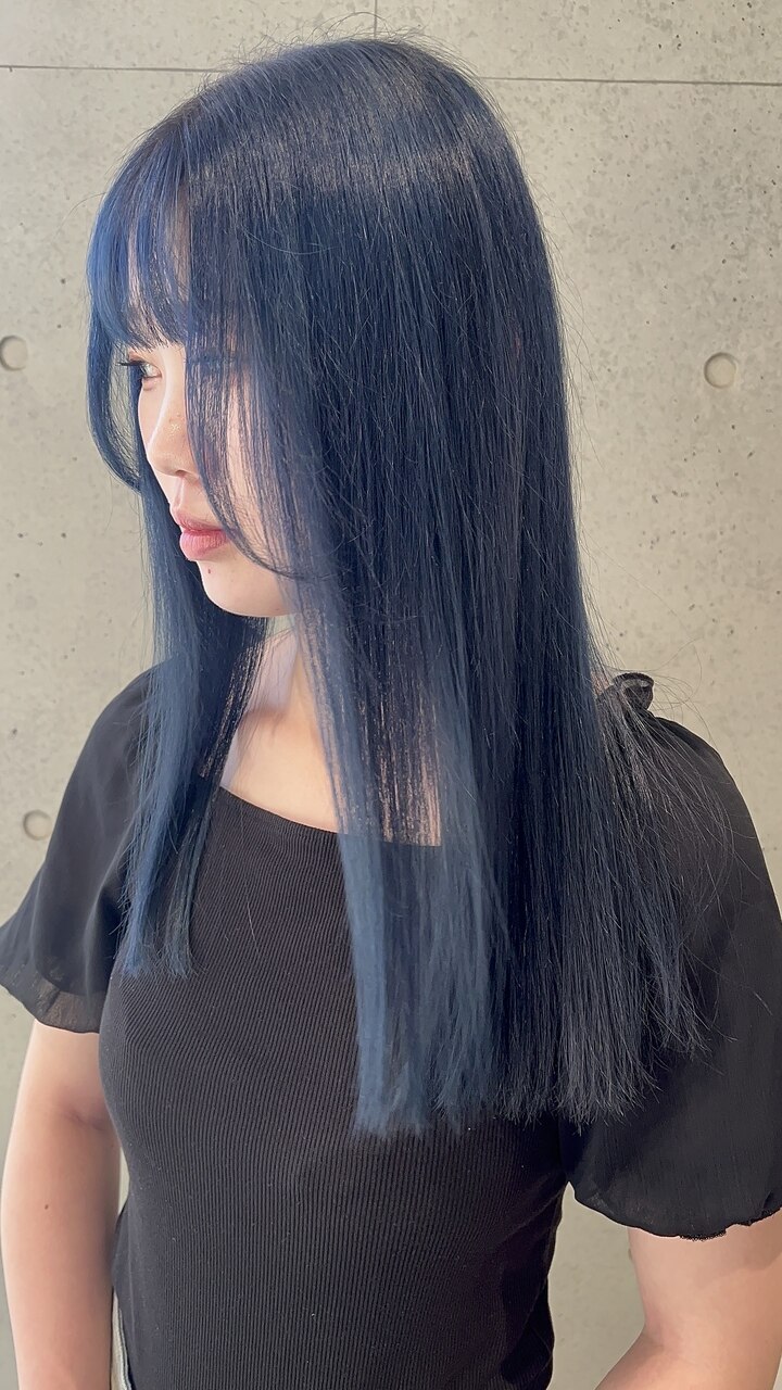 ネイビーブルー