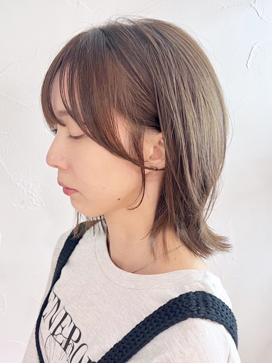 美髪エモージュグレーベージュくびレイヤー_ba488291