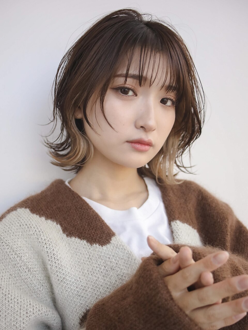 20代30代大人可愛いロブヘアーインナーカラーボブレイヤーカット