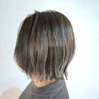 シアーカラーくびレイヤーセミディ白髪ぼかしカラー