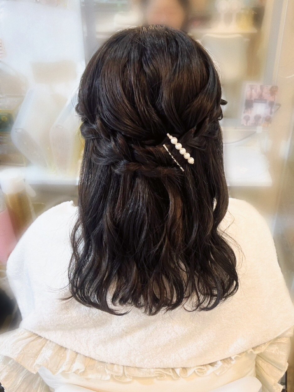 結婚式 二次会 お呼ばれ ハーフアップ×パールピン
