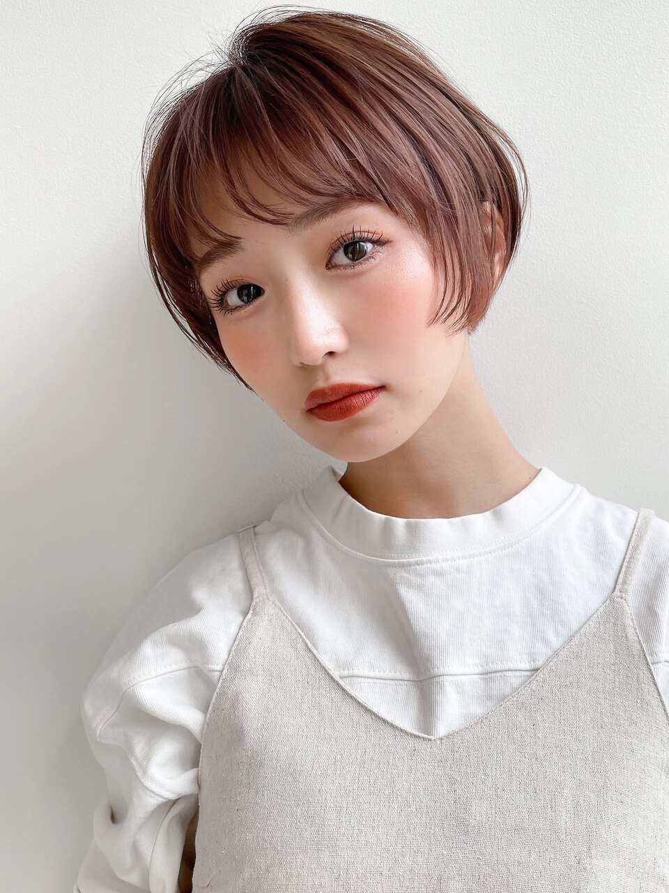 ショートヘア デザインカラー マッシュショート ピンクブラウン