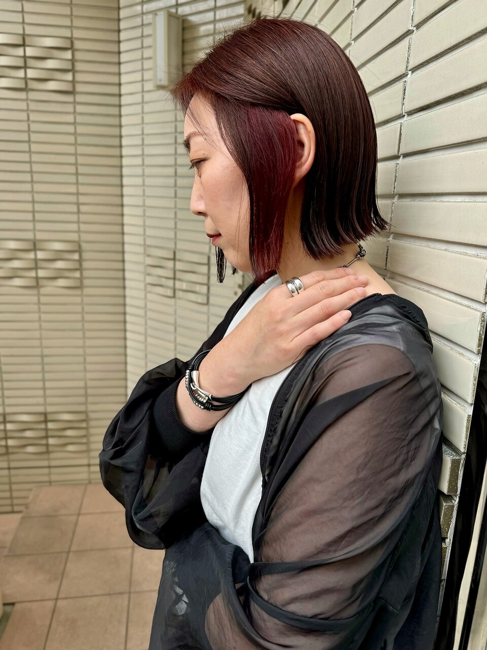 《大人可愛い♪》ピンクインナーカラー×切りっぱなしボブ