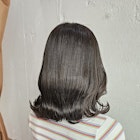 オリーブベージュ