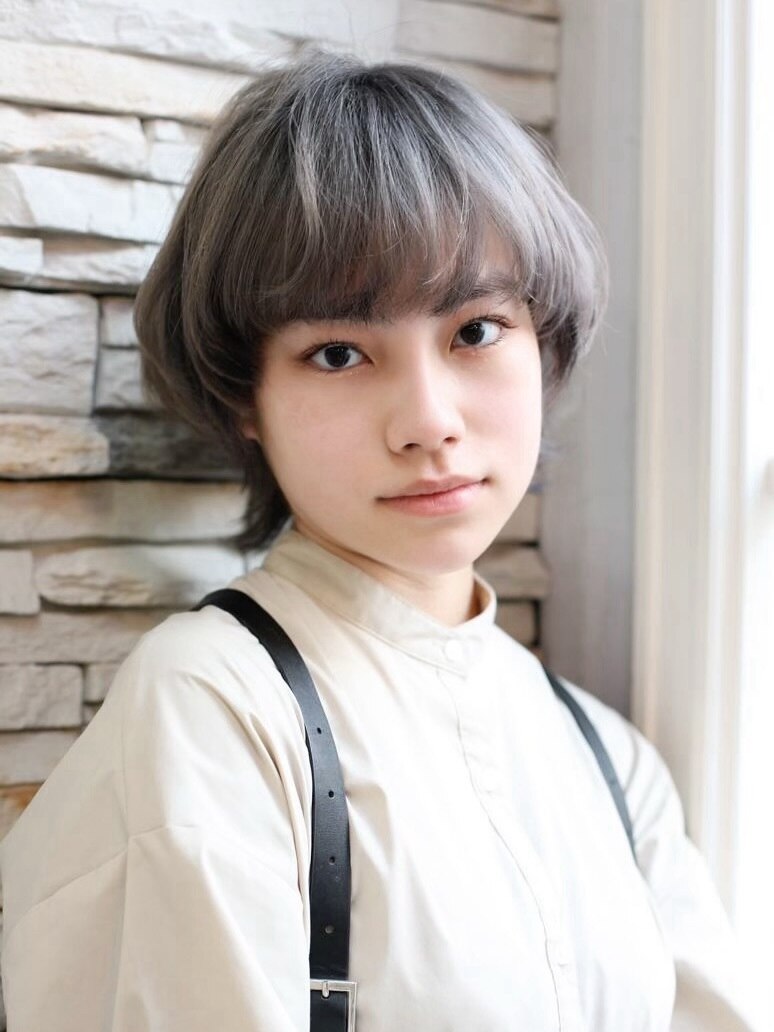 程よい抜け感のあるくびれウルフショート