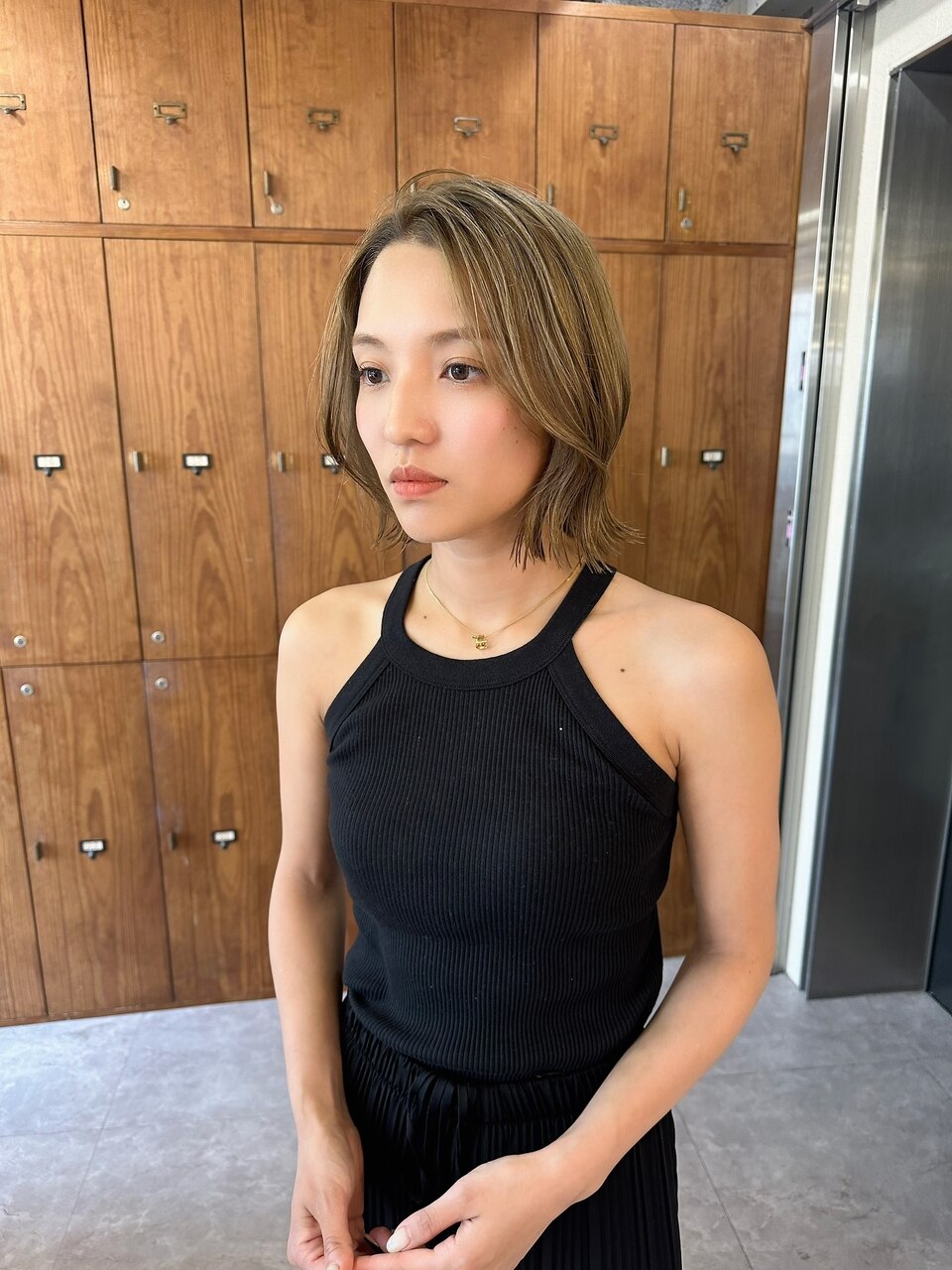 切りっぱなし外ハネボブレイヤーベージュ