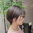 ショートスタイル×オリーブグレージュ