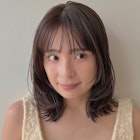 フェイスレイヤー/レイヤーカット/ミディアム/艶ブラウン