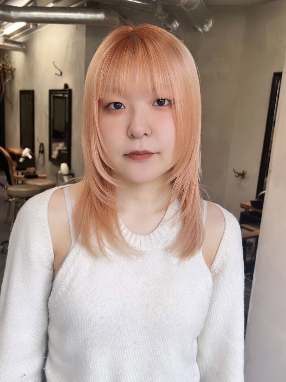 ダブルカラー×ウルフカット×シャーベットオレンジ