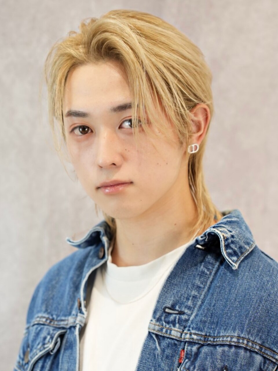 フィリックセンターパートウルフ