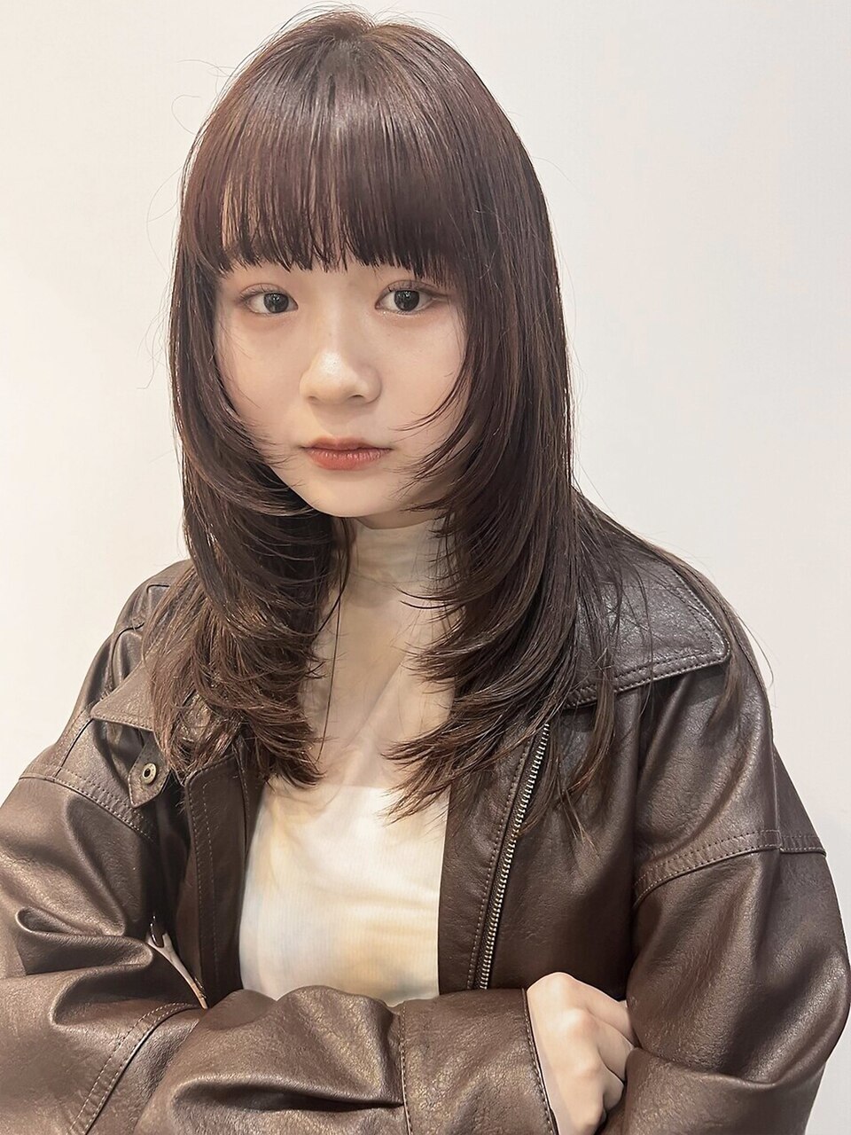顔周りハイレイヤー姫カット愛されワンカール×チェリーブラウン