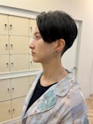 黒髪ハンサムショート ・刈り上げ