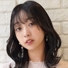 くびれミディアム×うる艶アッシュブラック