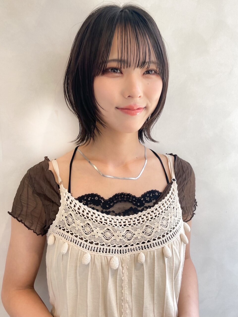 TLUUSホワイトグレージュチェリーブラウンミニウルフ