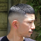 メンズタイトクロップスタイル